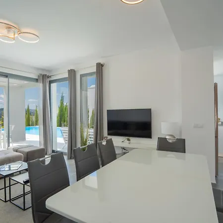 Villa Costablancadreams Miro In Javea *